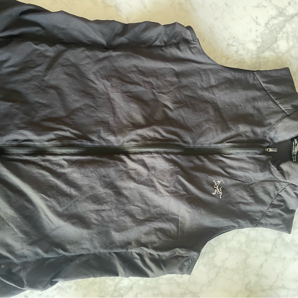 Arc'teryx Women's Medium Black Lightweight Vest
